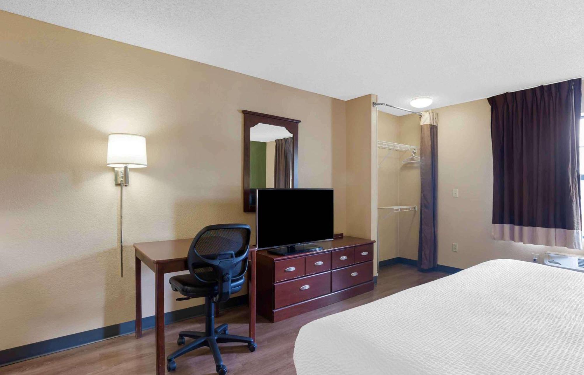 เอ็กซ์เทนด์ สเตย์ อเมริกา เฟอิตวิลล์ สปริงเดล Hotel ภายนอก รูปภาพ