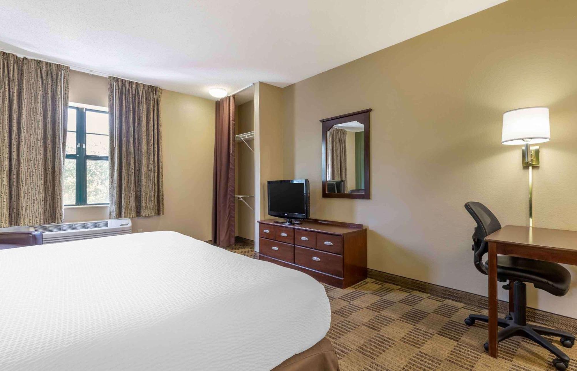 เอ็กซ์เทนด์ สเตย์ อเมริกา เฟอิตวิลล์ สปริงเดล Hotel ภายนอก รูปภาพ